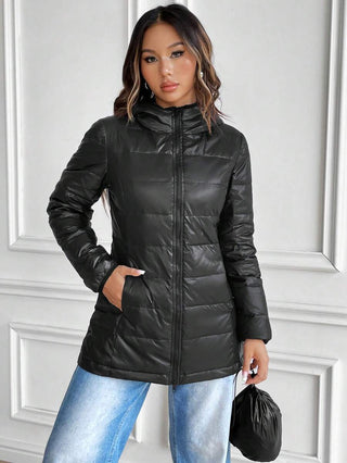 Damen Daunenjacke Mit Kapuze Und Taillierter Form | Lang