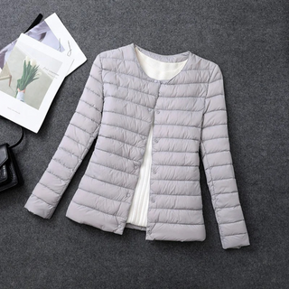Damen Daunenjacke Mit Knöpfen & Kurzem Schnitt