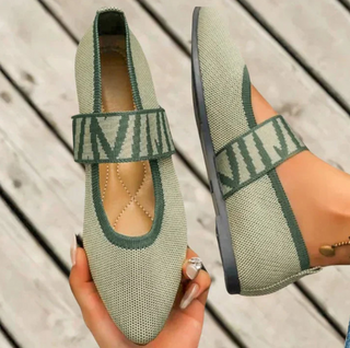 Damen Dirndl Schuhe mit Elegantem Riemchen | Schicke Ballerinas