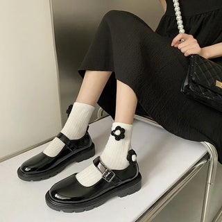 Damen Dirndl Schuhe mit Schnallenriemen | Klassisches Design