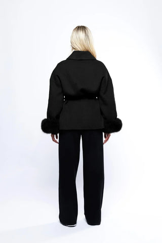 Damen Herbstjacke Mit Bindegürtel Und Pelzärmeln | Abend