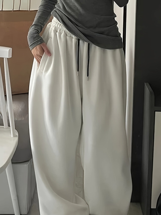 Damen Jogginghose Mit Tunnelzug Und Weitem Bein | Locker