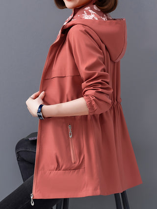 Damen Softshelljacke Mit Gemustertem Kapuzenfutter | Regen