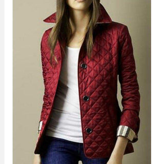 Damen Steppjacke mit Knöpfen | Klassischer Stil