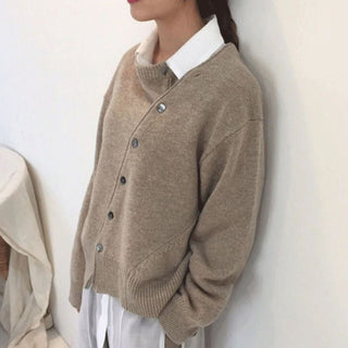 Damen Strickjacke Mit Asymmetrischer Knopfleiste | Übergroß