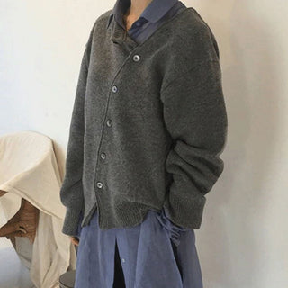 Damen Strickjacke Mit Asymmetrischer Knopfleiste | Übergroß