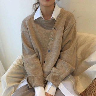 Damen Strickjacke Mit Asymmetrischer Knopfleiste | Übergroß