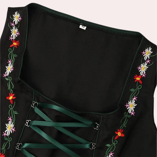 Evelyn | Damen Festliches Oktoberfest Dirndl | 2025